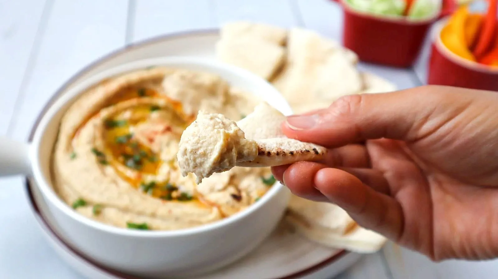 Ways to serve hummus: with classic pita bread